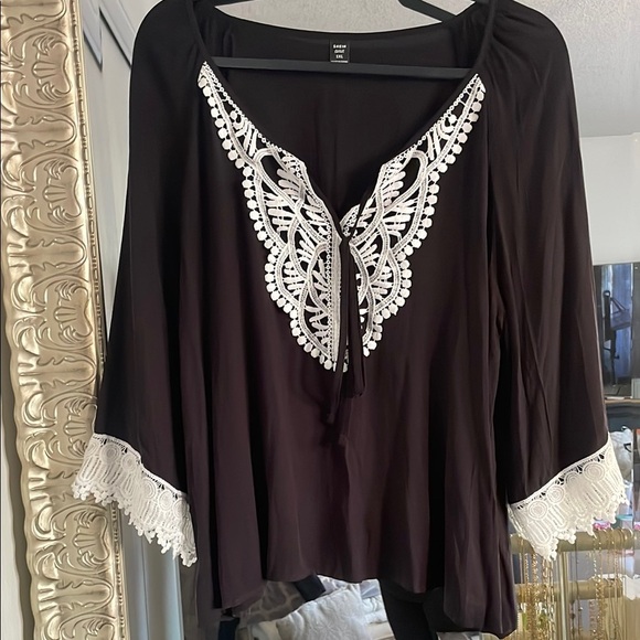 SHEIN Black Tie Front Flutter Sleeve Blouse - Picture 6 of 7